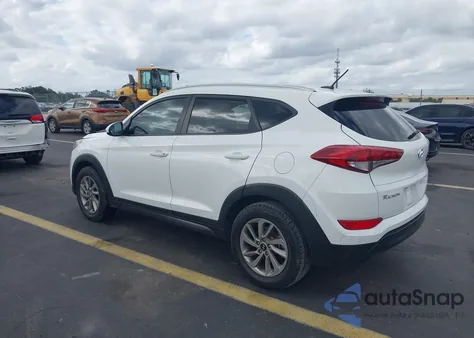 2016 Hyundai Tucson Se из США, поврежденный, VIN KM8J33A44GU139741